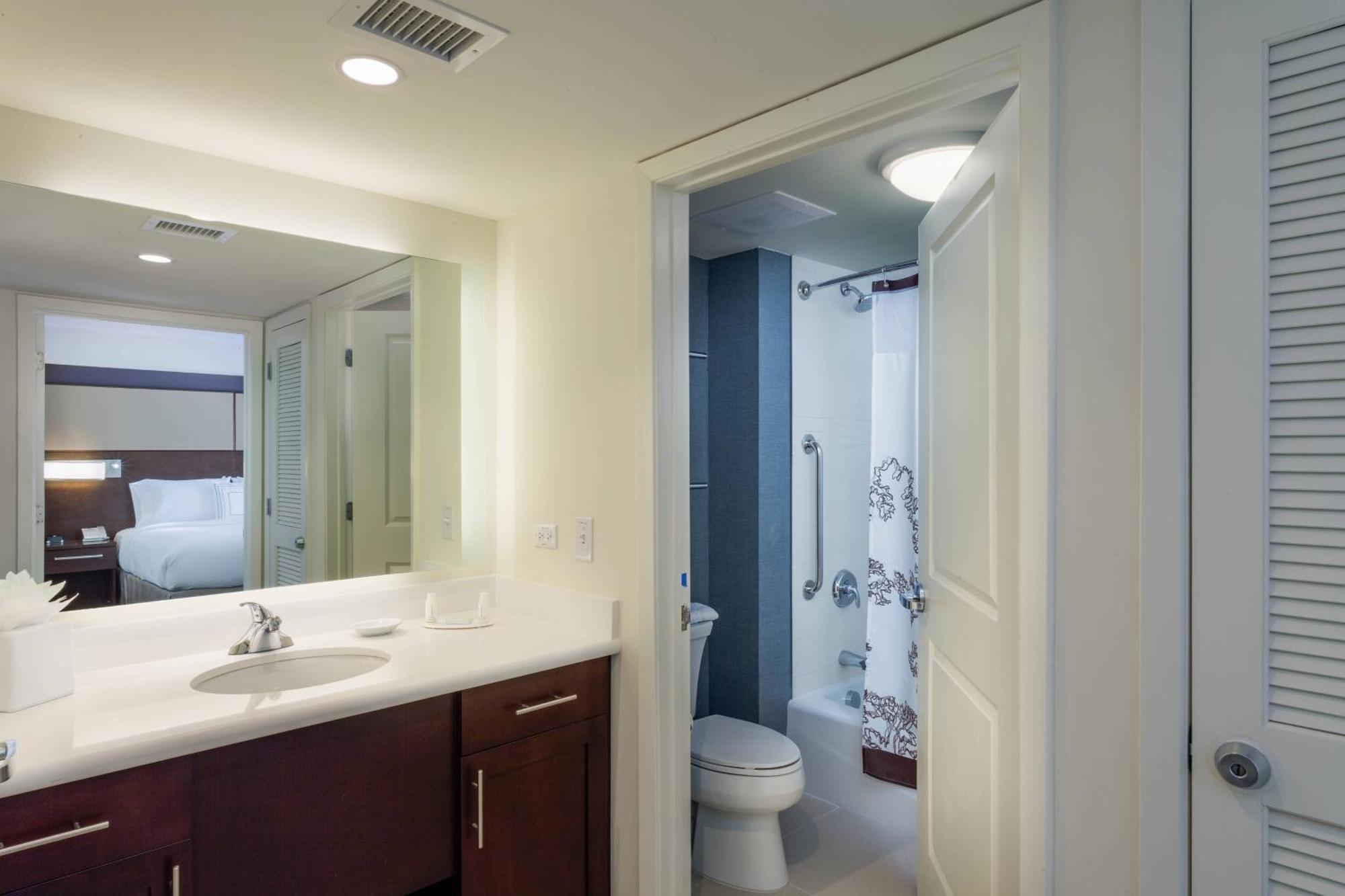 Residence Inn By Marriott Austin Lake Austin/River Place Four Points Eksteriør billede