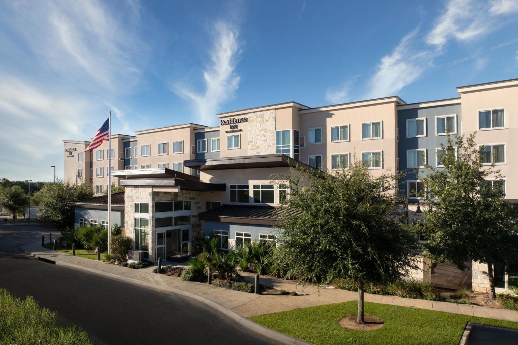 Residence Inn By Marriott Austin Lake Austin/River Place Four Points Eksteriør billede