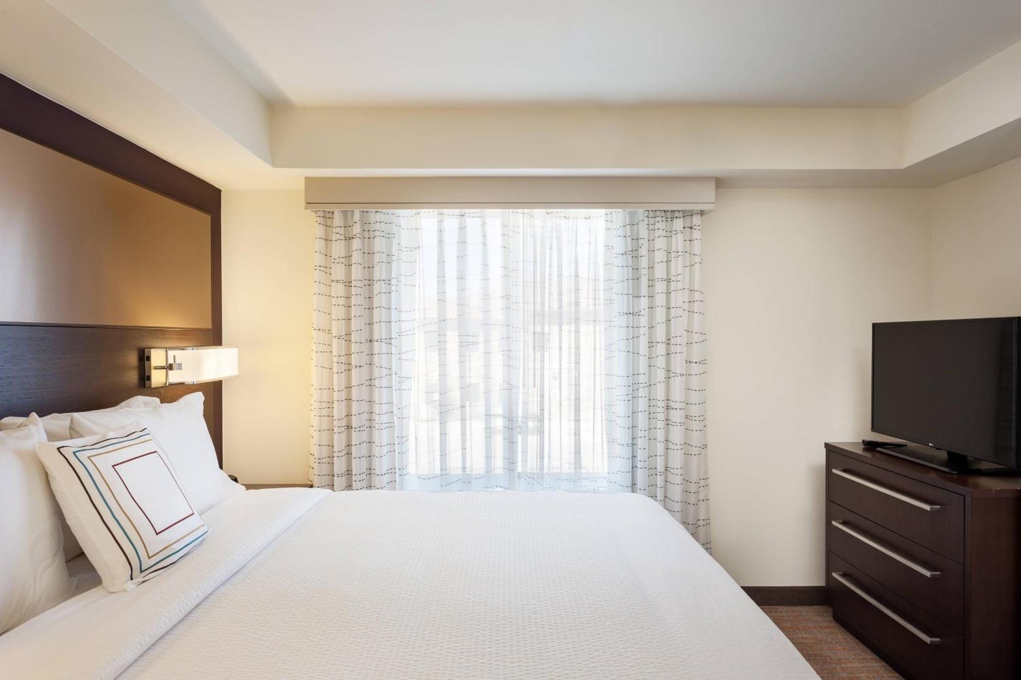 Residence Inn By Marriott Austin Lake Austin/River Place Four Points Eksteriør billede